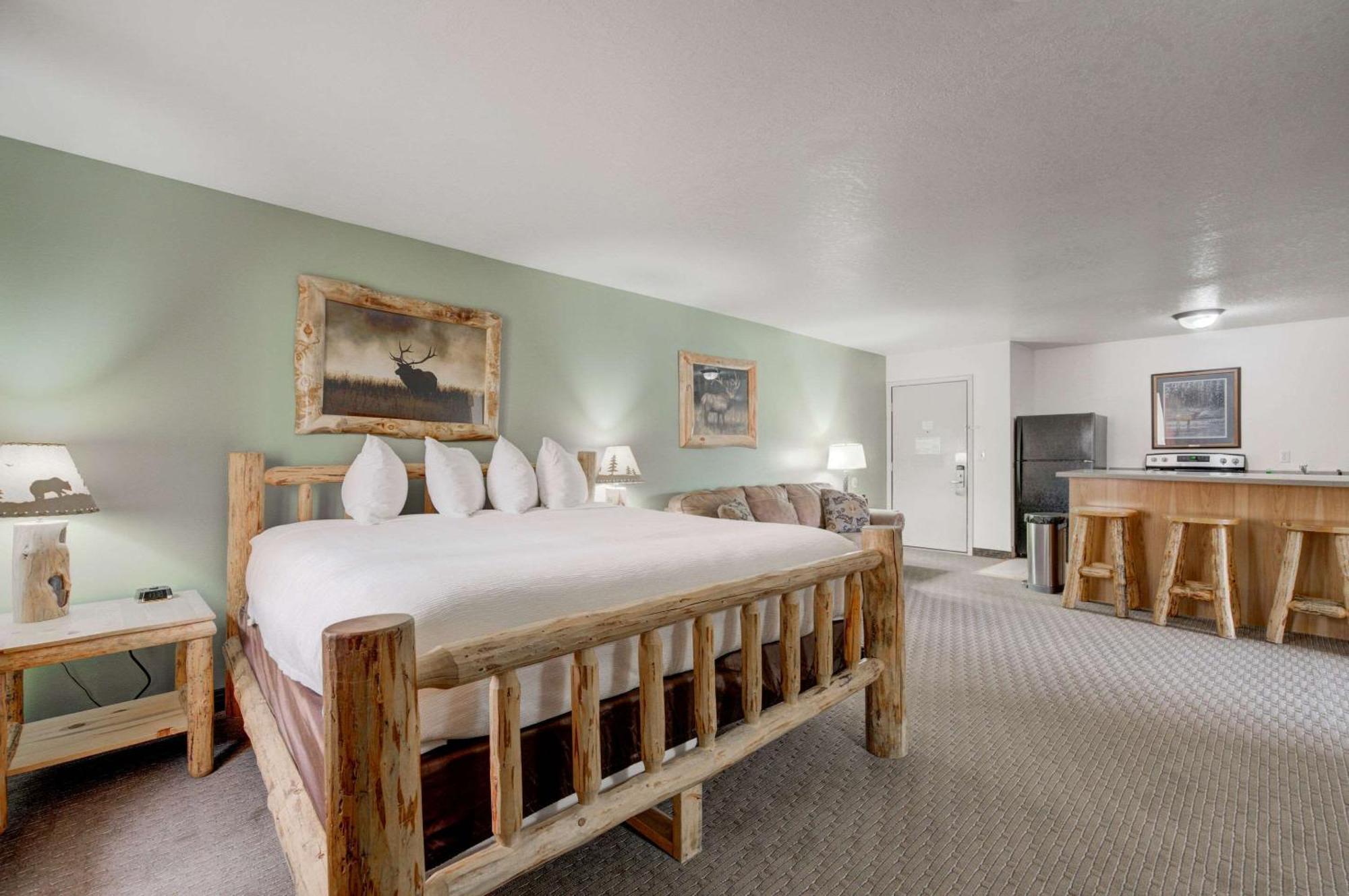 The Ridgeline Hotel At Yellowstone, Ascend Hotel Collection Gardiner Exterior foto