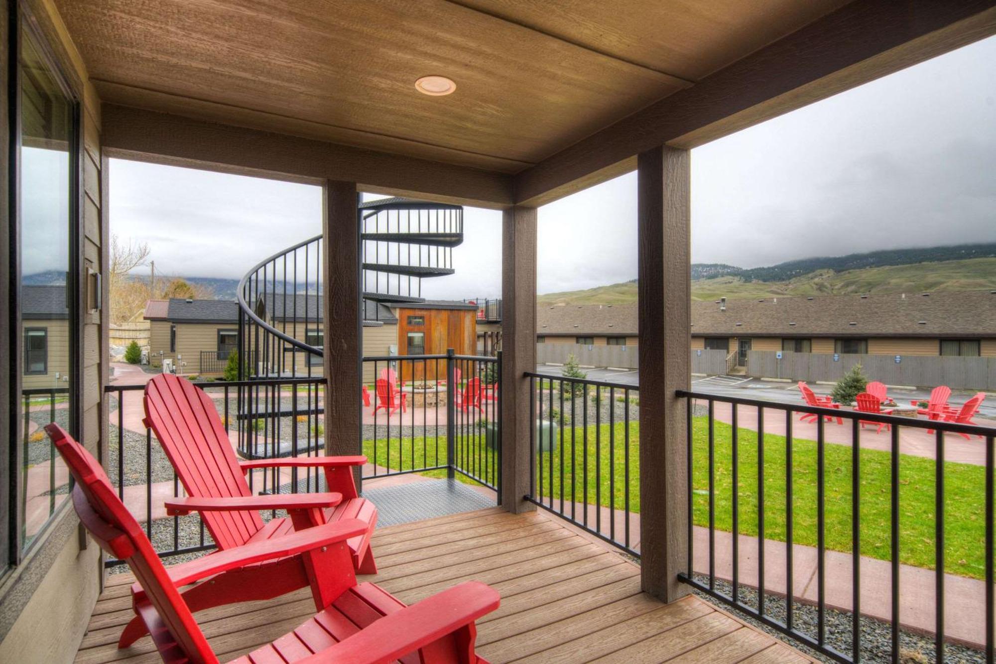 The Ridgeline Hotel At Yellowstone, Ascend Hotel Collection Gardiner Exterior foto